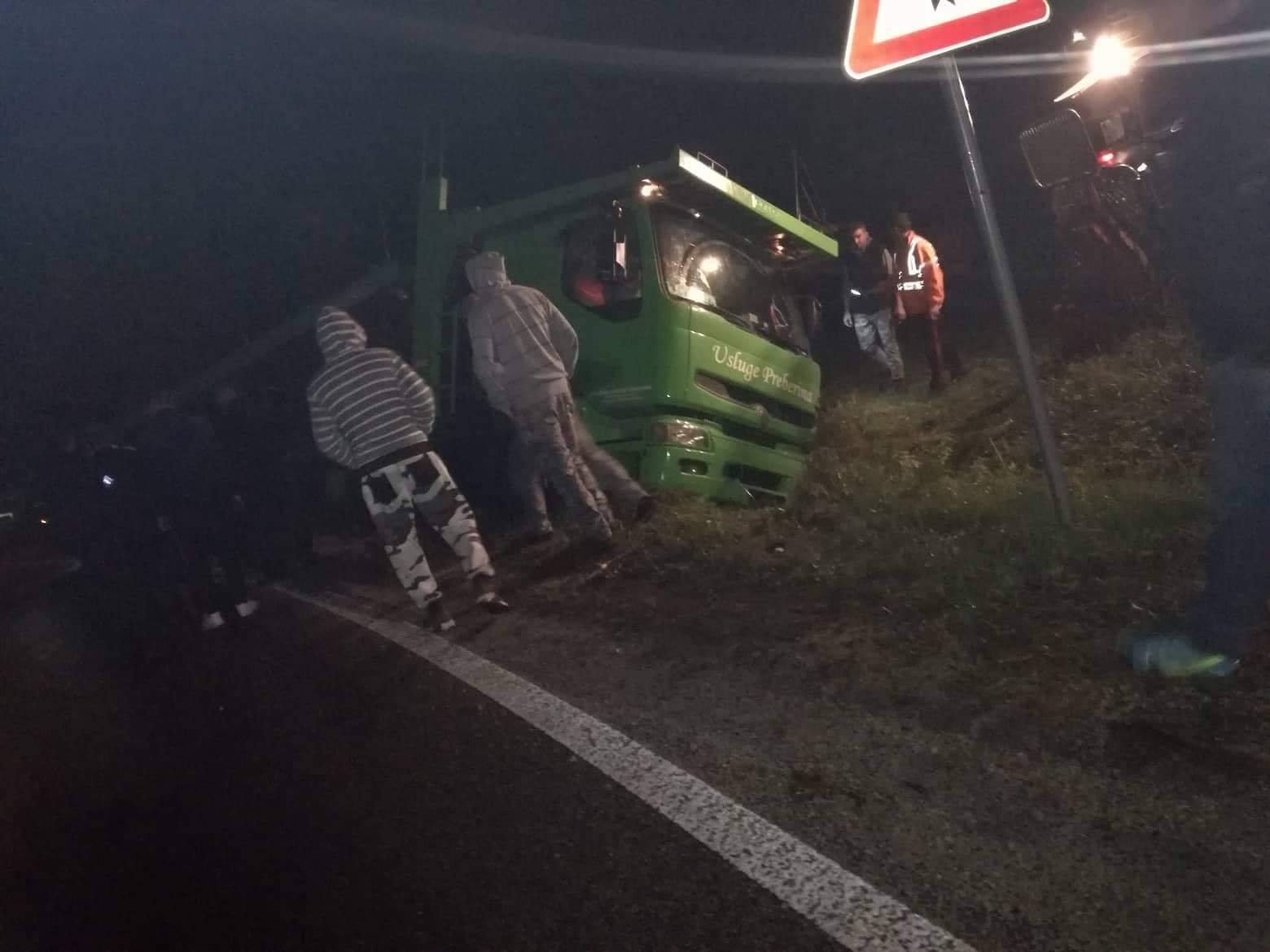FOTO: Policija zaustavlja KZŽ